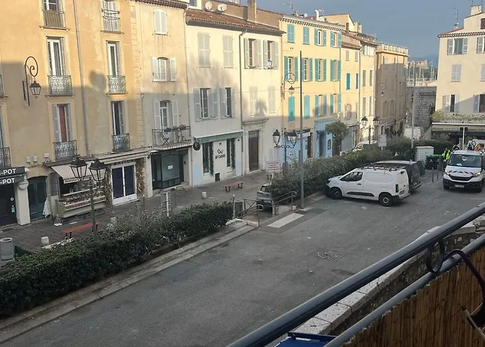 2 Rooms, Old Town *